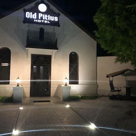 Hotel Old Pitius 피준다 외부 사진