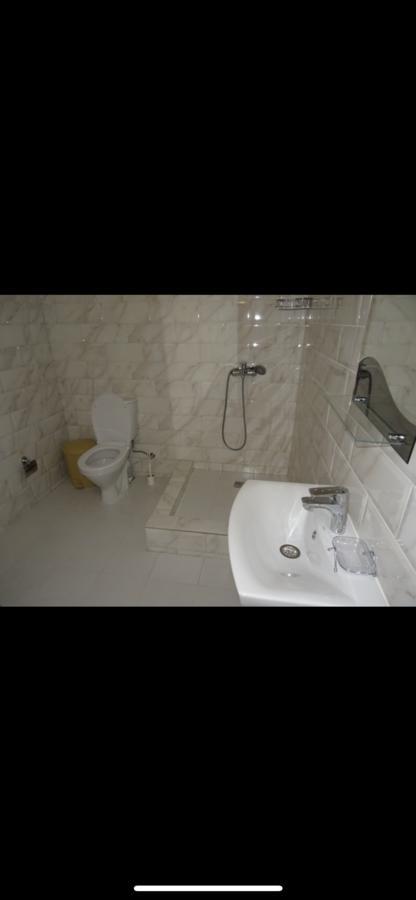 Hotel Old Pitius 피준다 외부 사진
