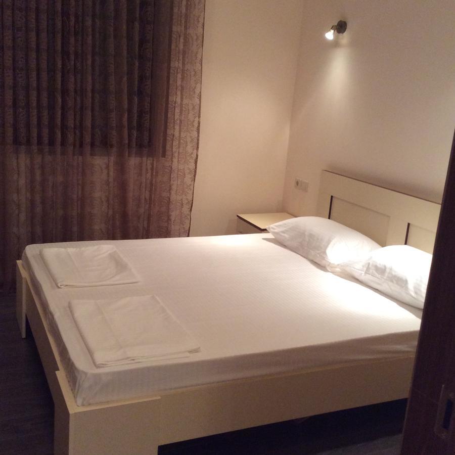Hotel Old Pitius 피준다 외부 사진