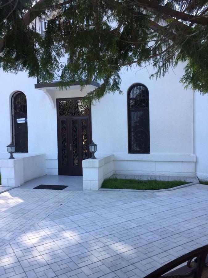 Hotel Old Pitius 피준다 외부 사진