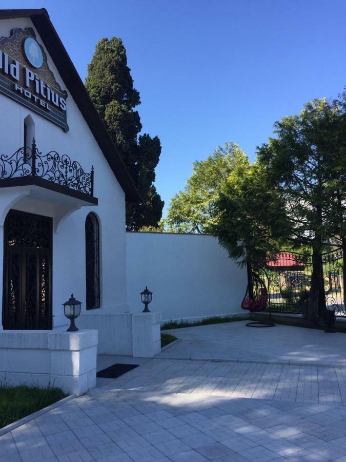 Hotel Old Pitius 피준다 외부 사진